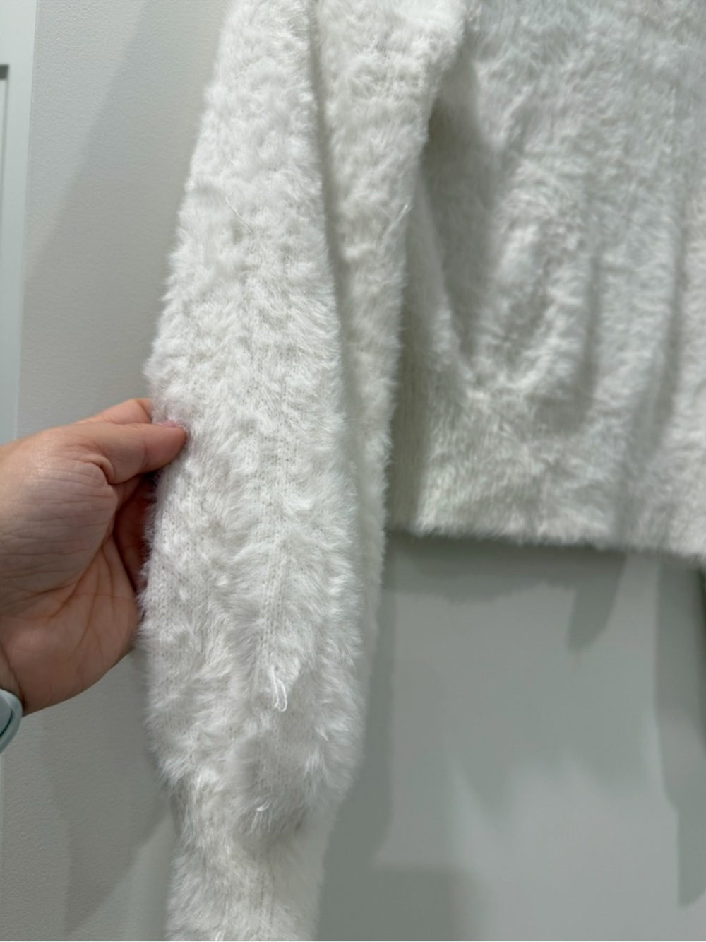 Sunday Best Aritzia Eyelash Cropped Sweater (w/ pulls) - Picture 9 of 9